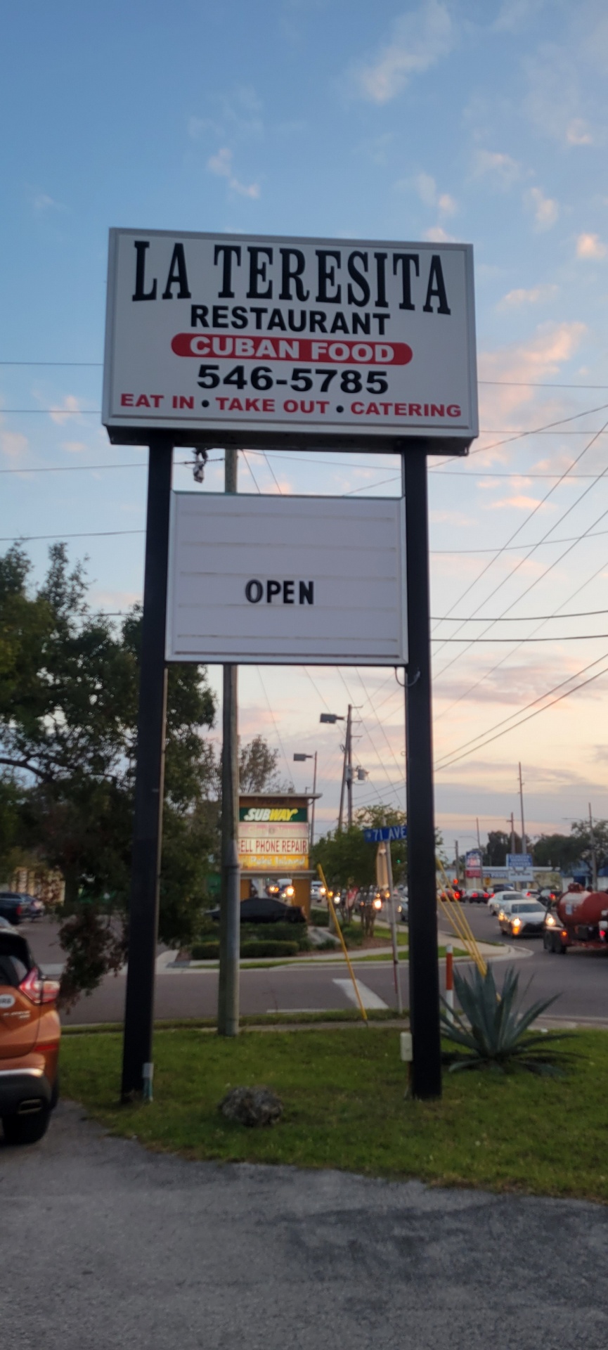 Street Sign La Teresita Cuban Restaurant Pinellas Park