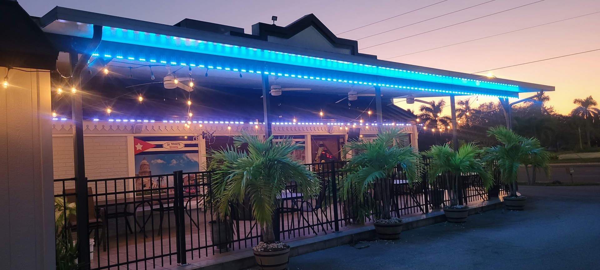 outdoor dining La Teresita Cuban Restaurant Pinellas Park